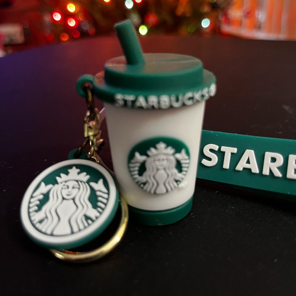 Starbucks Green and White Cup Keychain - Picture 3 of 4